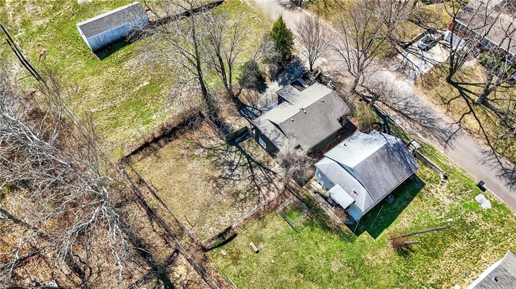 2217 S Cedar Avenue — photo 47