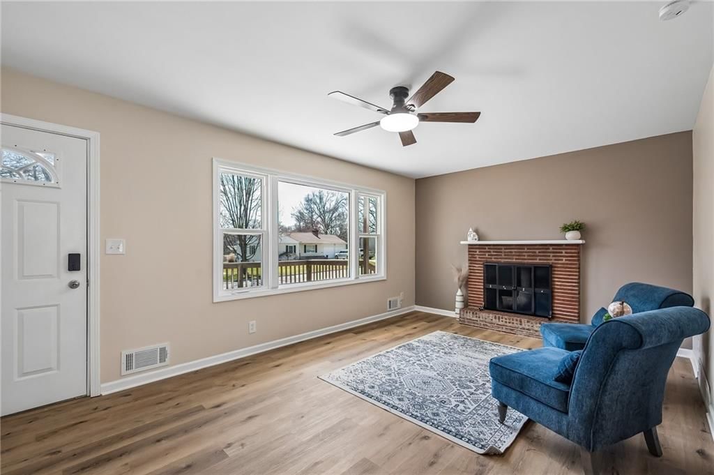 11304 E 48th Terrace — photo 5
