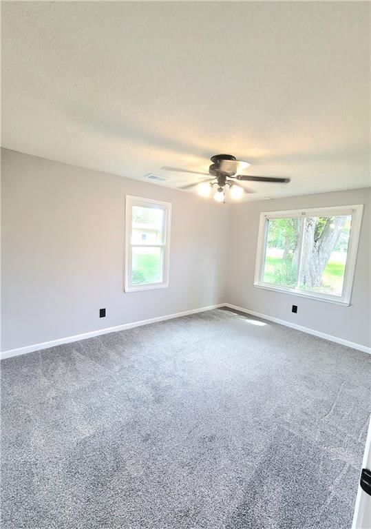 409 Spratley Street — photo 15