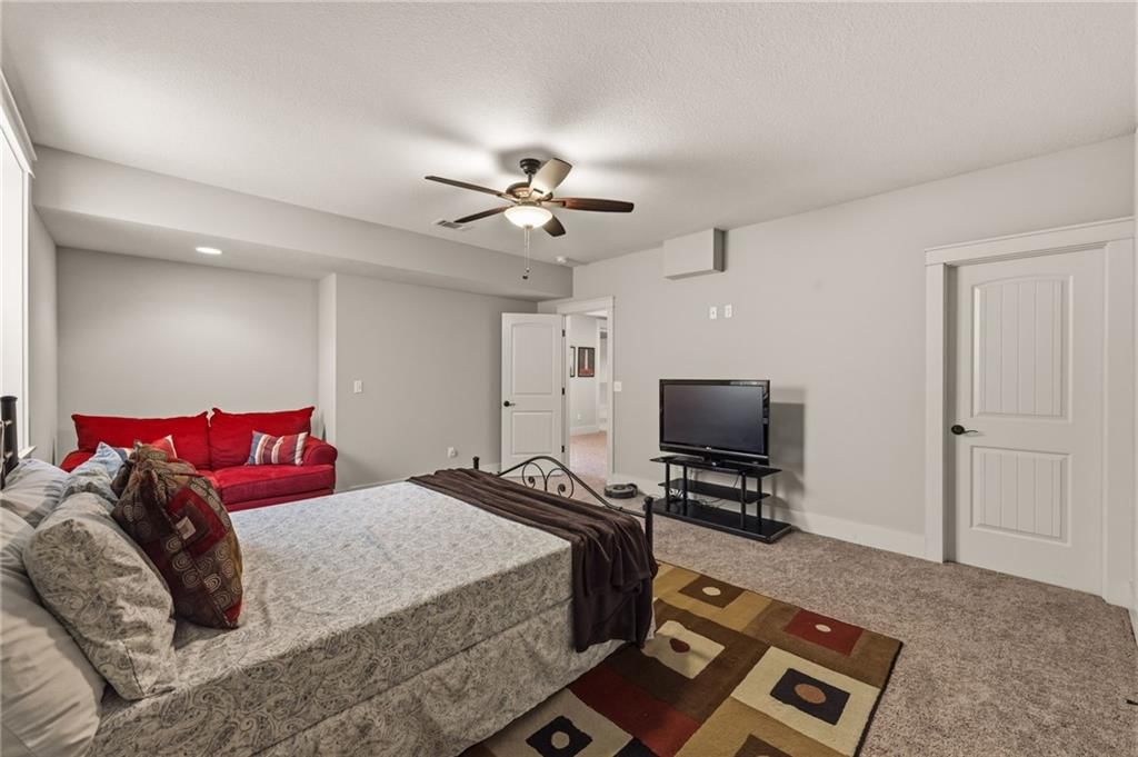 7026 Belmont Drive — photo 60