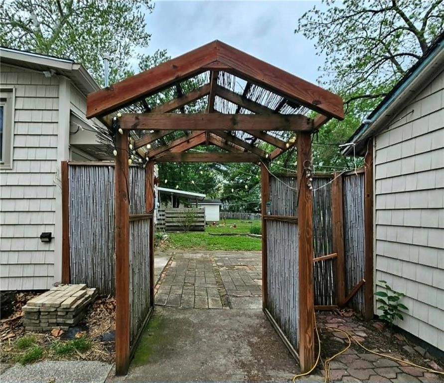 1010 W 3rd Street — photo 11
