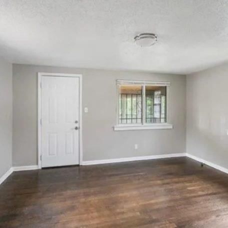 3408 Mersington Avenue — photo 10