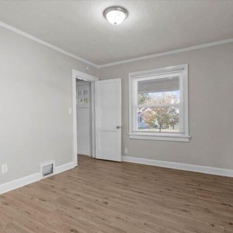 4025 AGNES Avenue — photo 6