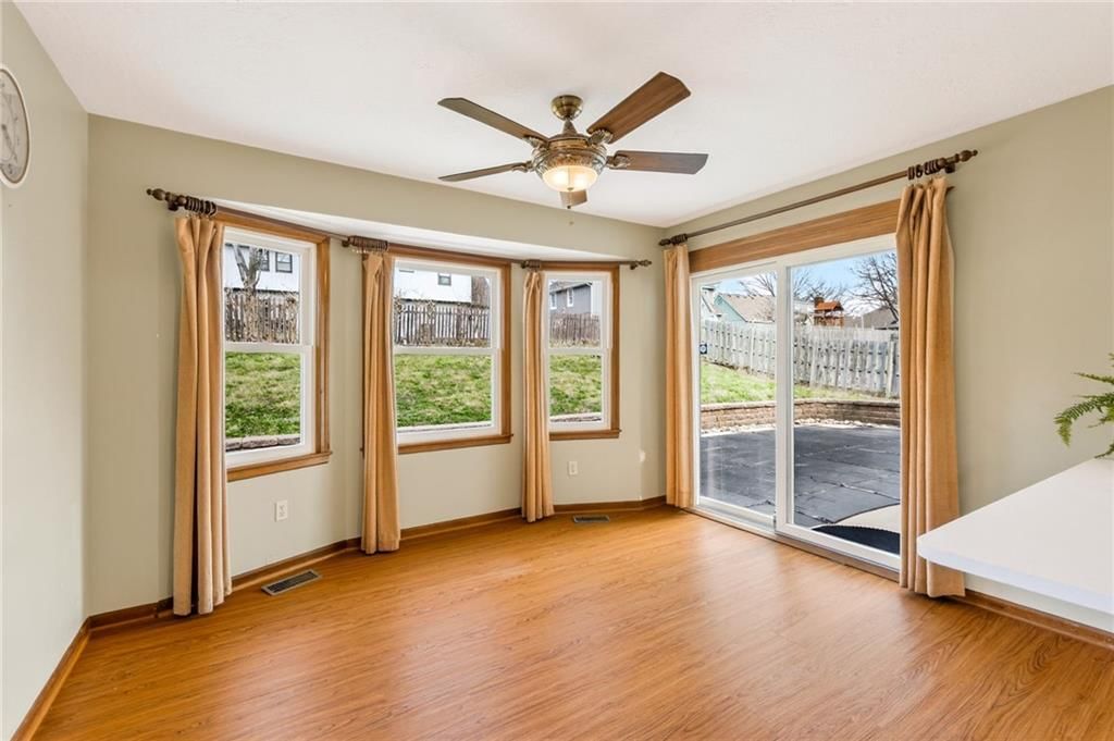 1525 Yorkshire Drive — photo 25