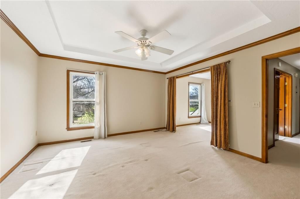 1525 Yorkshire Drive — photo 33
