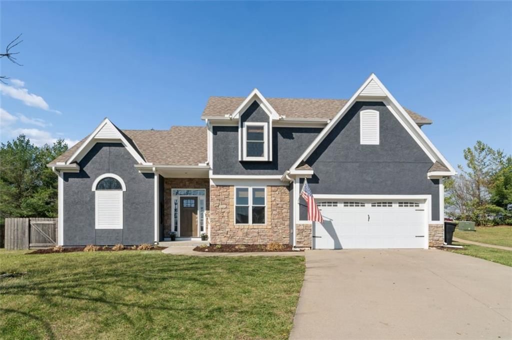 21081 W 224th Street, Spring Hill, KS