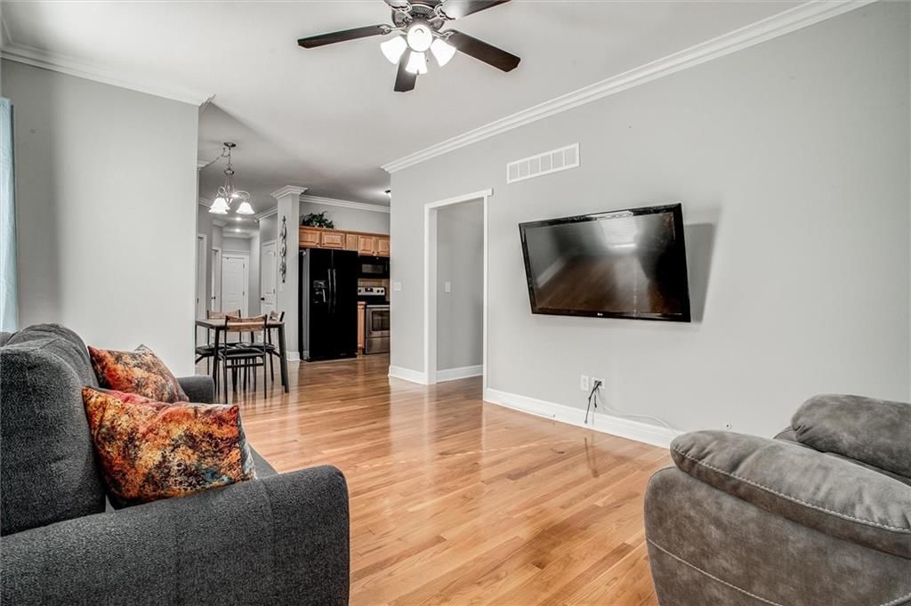 1618 Ridgeway Drive — photo 6