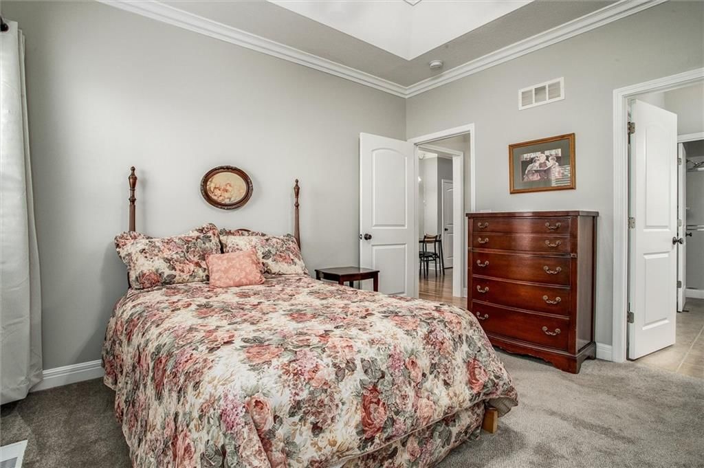 1618 Ridgeway Drive — photo 7