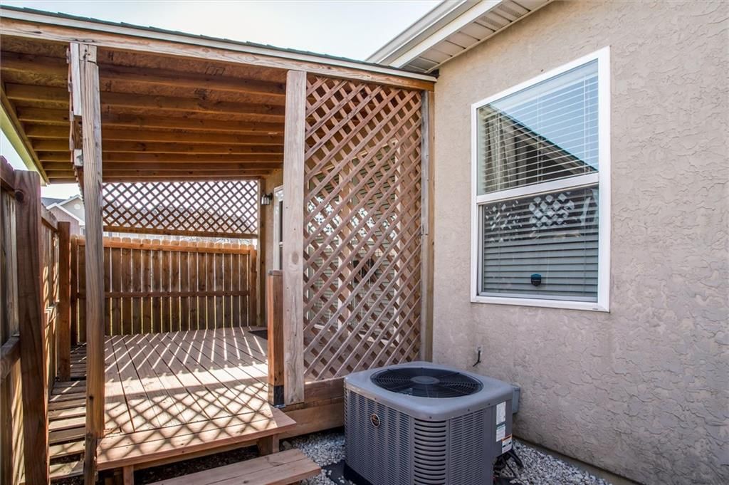 1618 Ridgeway Drive — photo 18