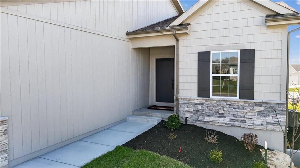 25039 W 94th Terrace — photo 5