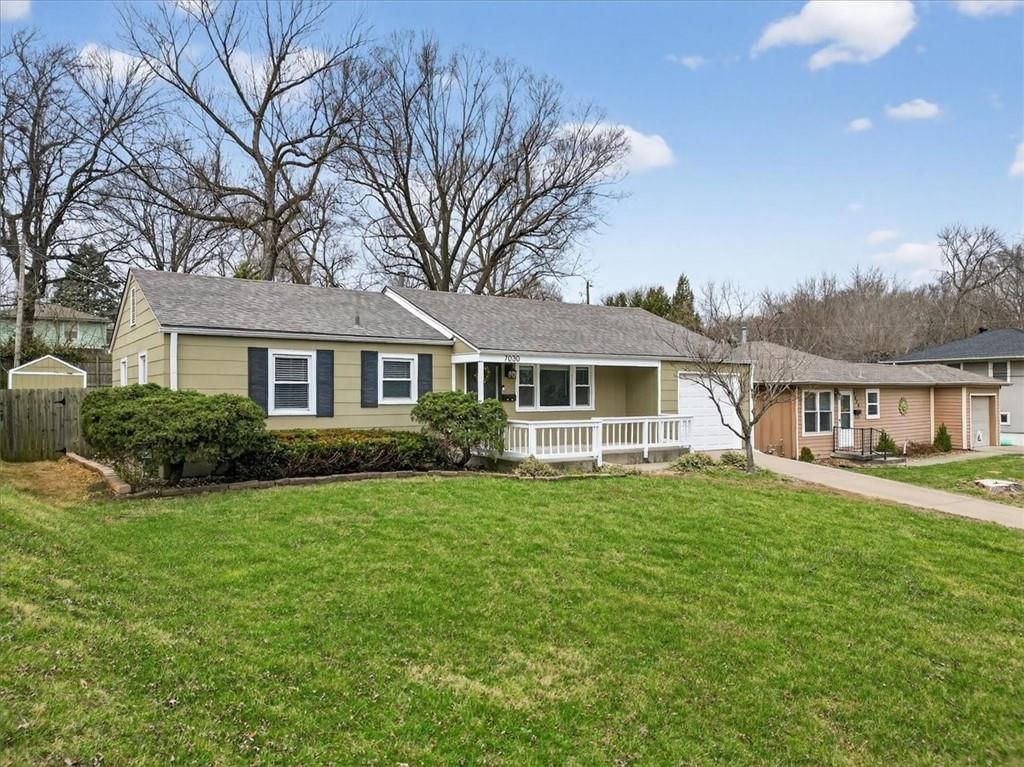 7030 Barkley Street — photo 2