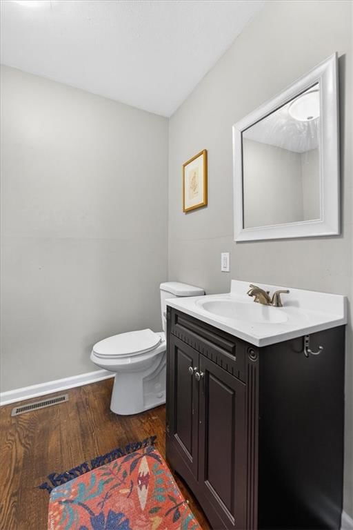 7030 Barkley Street — photo 15
