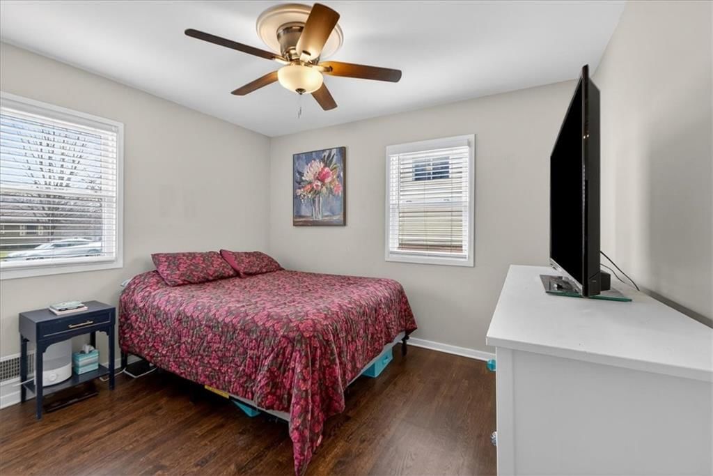 7030 Barkley Street — photo 21