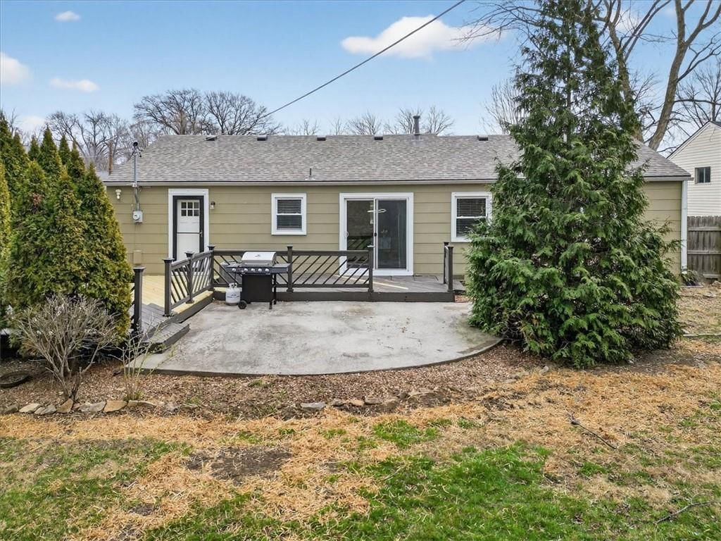 7030 Barkley Street — photo 32