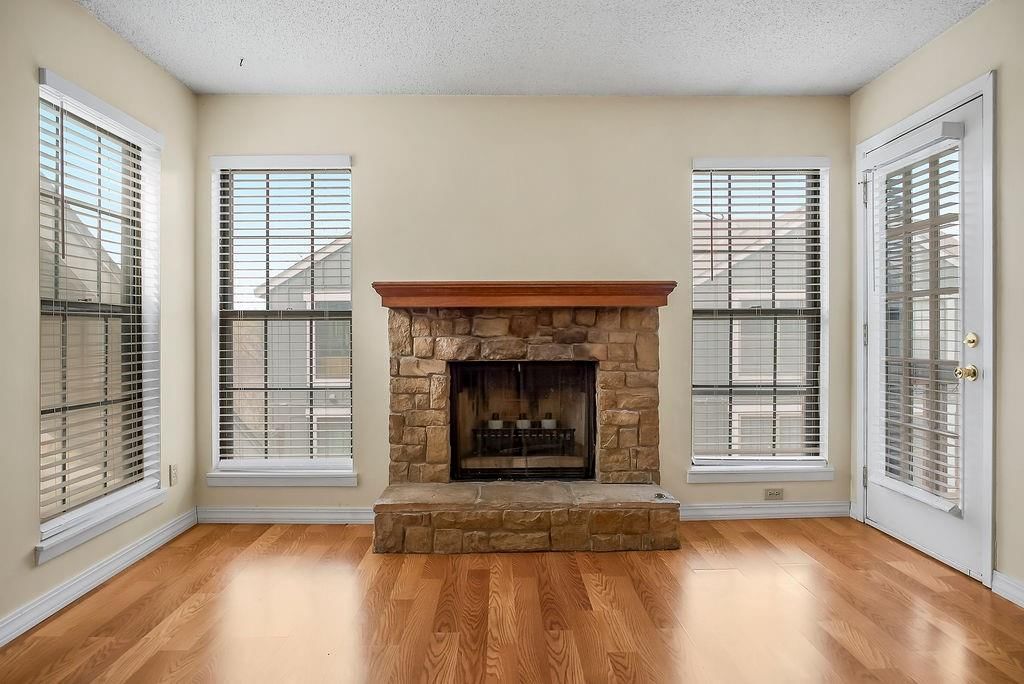12739 W 110th Terrace — photo 5
