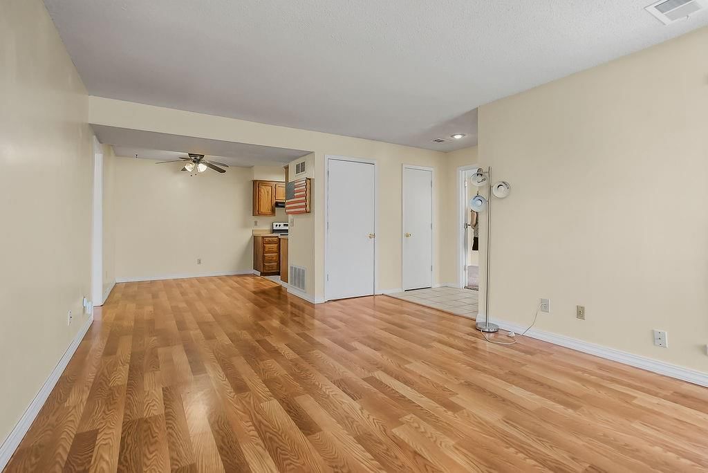 12739 W 110th Terrace — photo 7