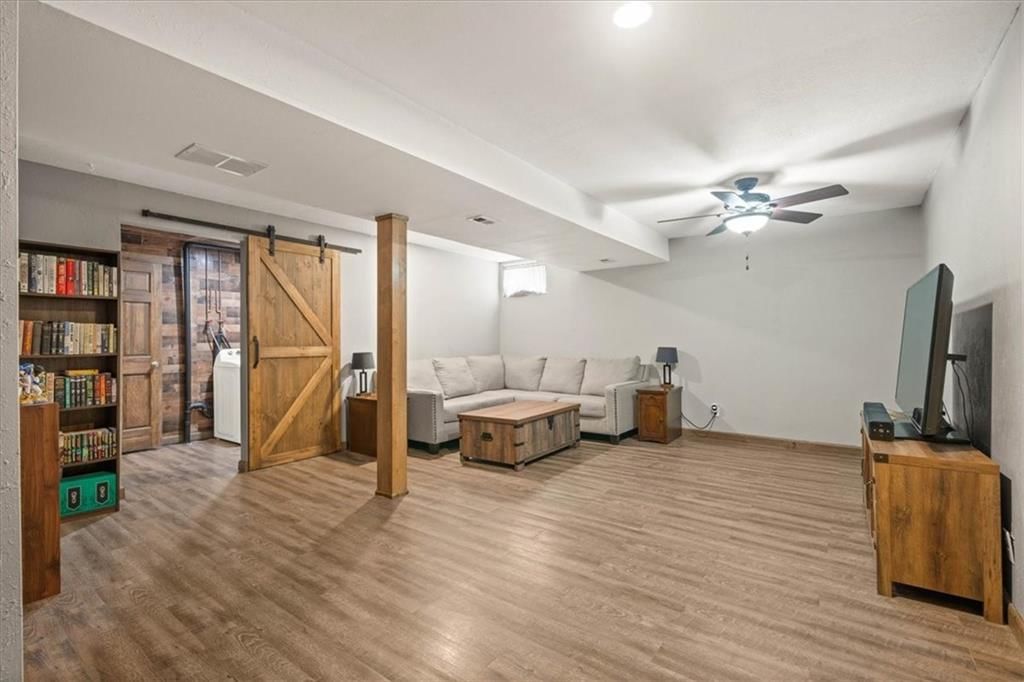 2113 S Owings Street — photo 16