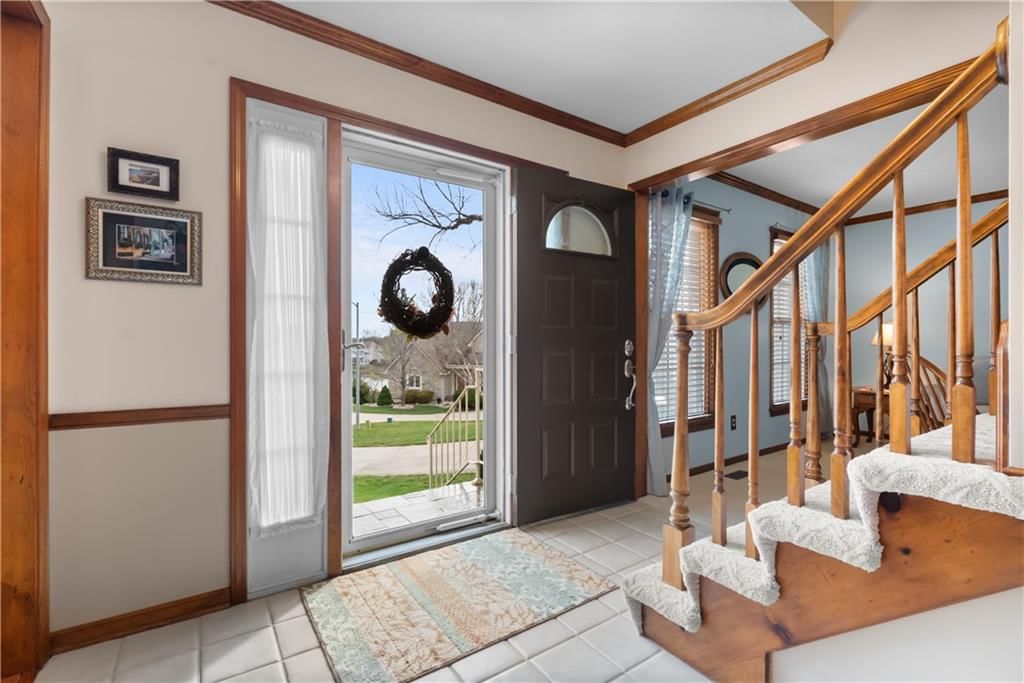 311 NE Wicklow Court — photo 4
