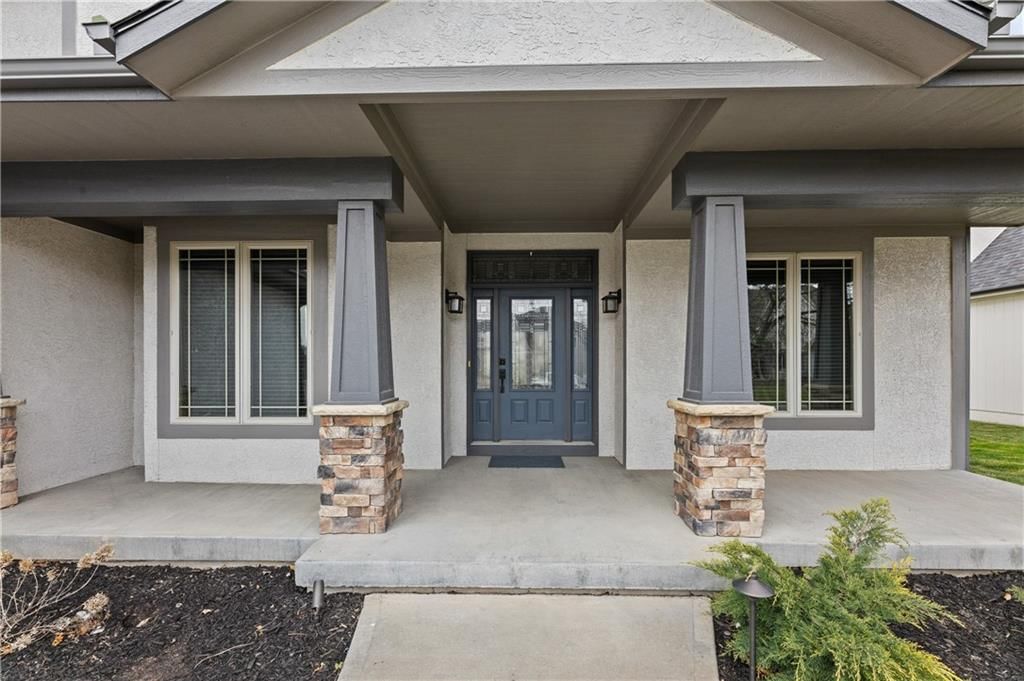 22414 W 58th Street — photo 3