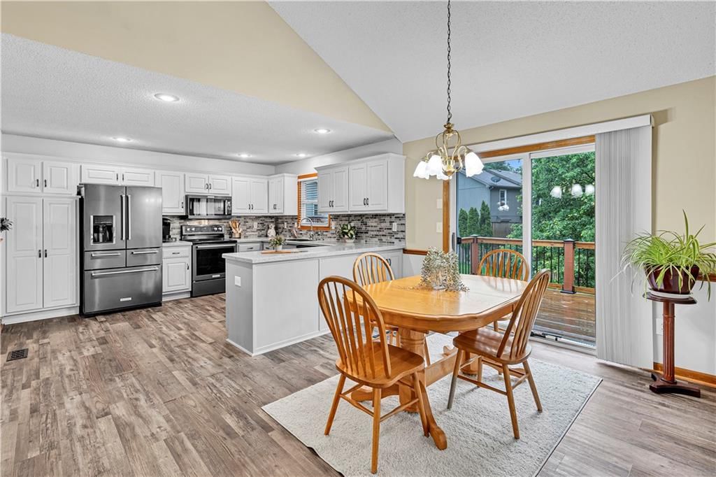 15678 S Lindenwood Drive — photo 13
