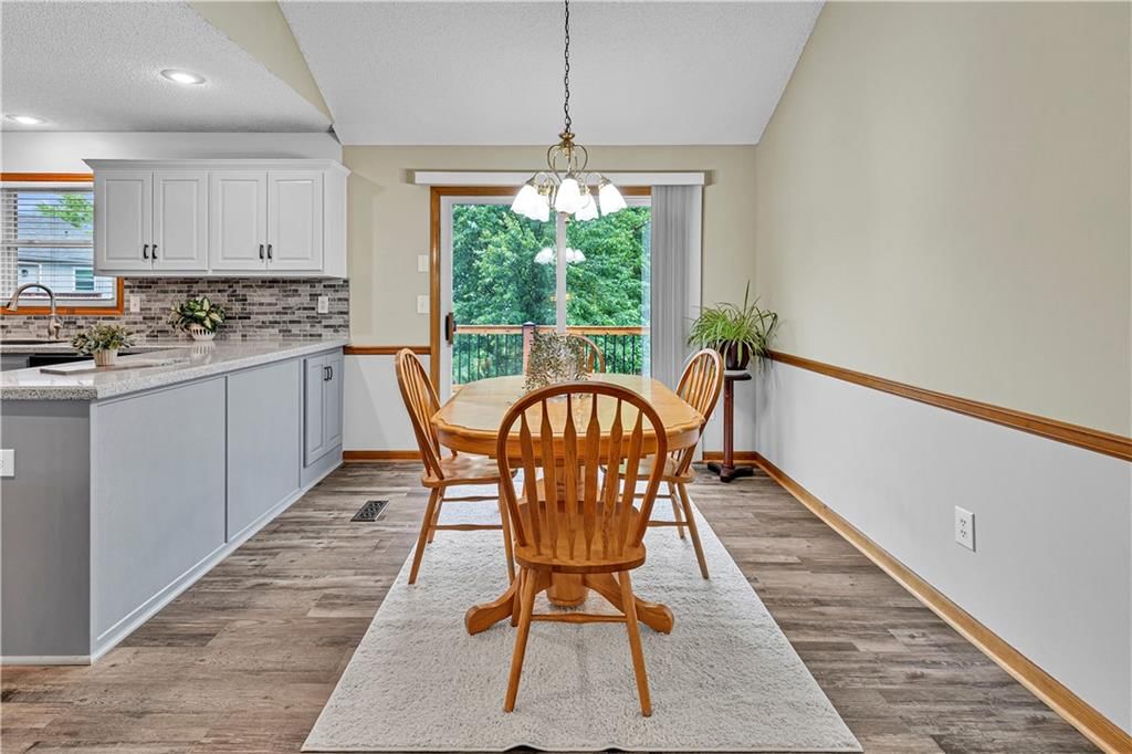 15678 S Lindenwood Drive — photo 14