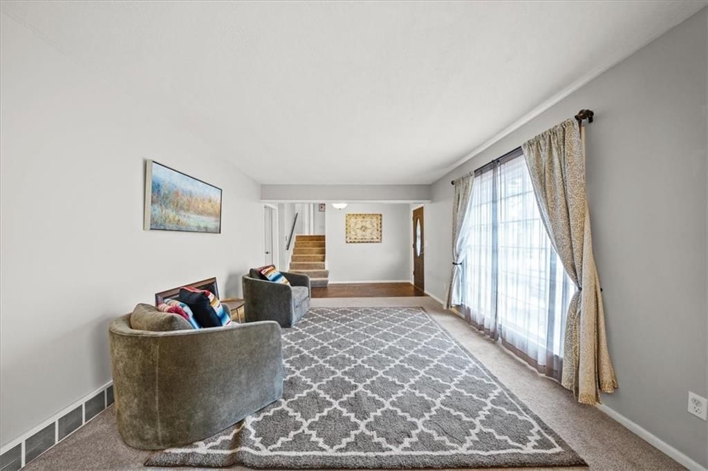 10219 Caenen Drive — photo 3