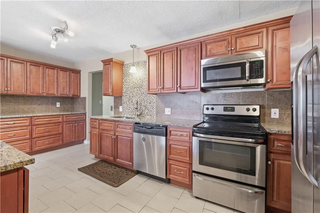 3500 E 104TH Street — photo 16