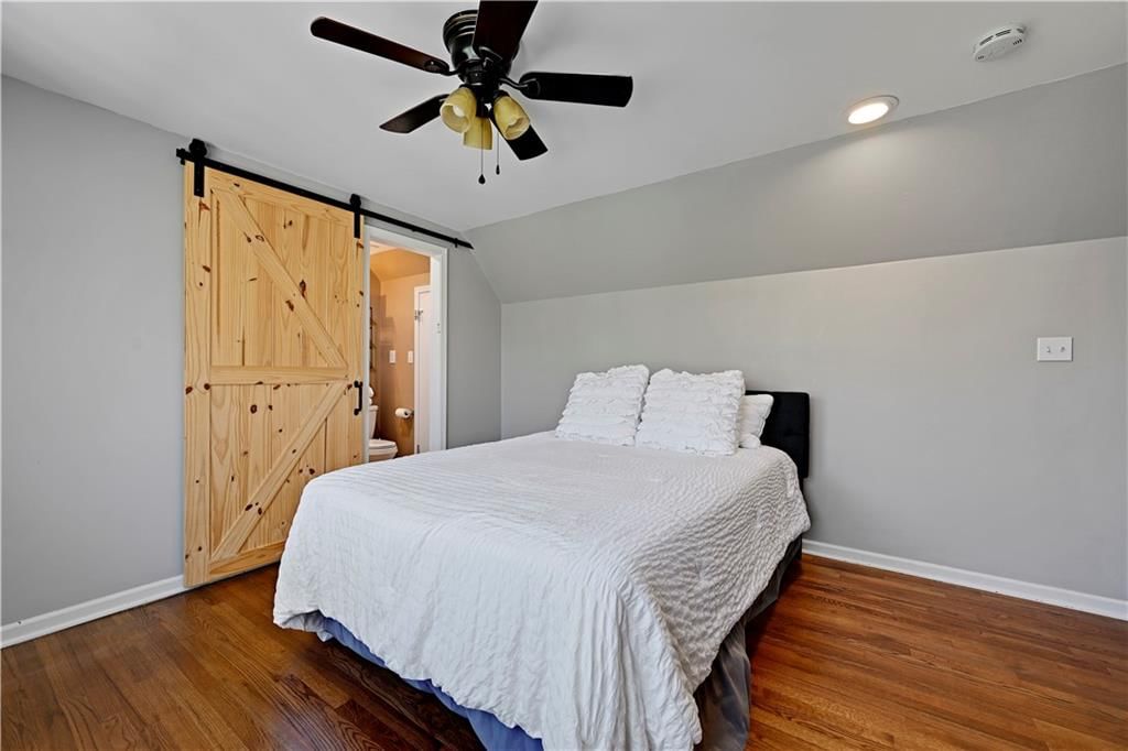 9207 MOODY PARK Drive — photo 28