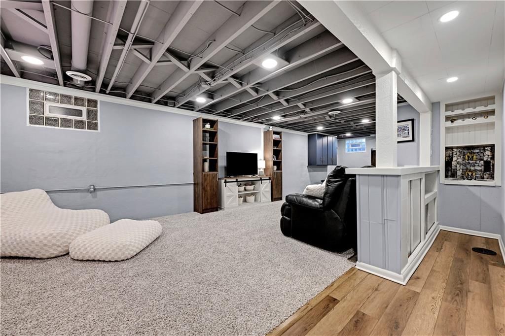 9207 MOODY PARK Drive — photo 32