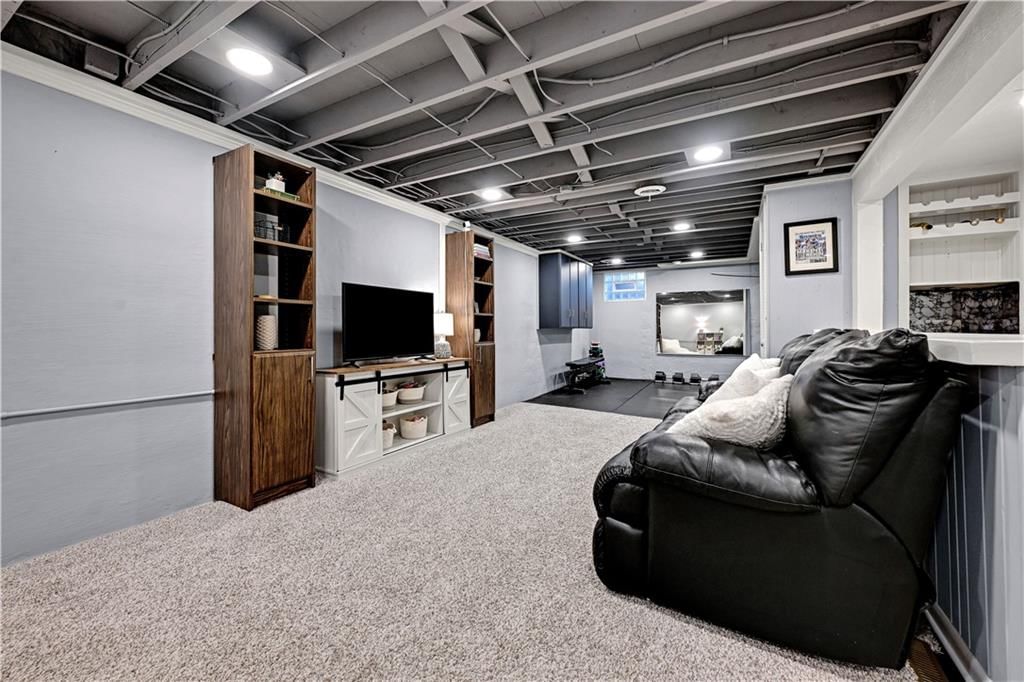 9207 MOODY PARK Drive — photo 33