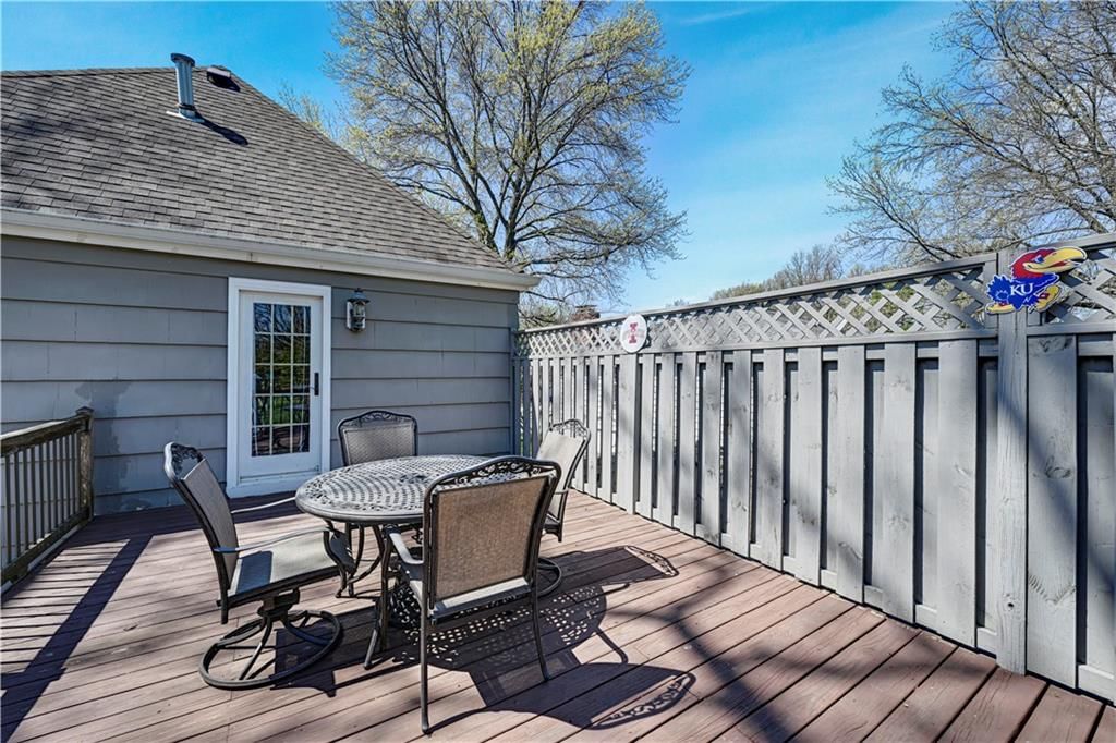 9207 MOODY PARK Drive — photo 40
