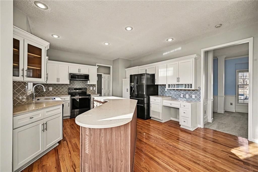 3317 N 110th Street — photo 7