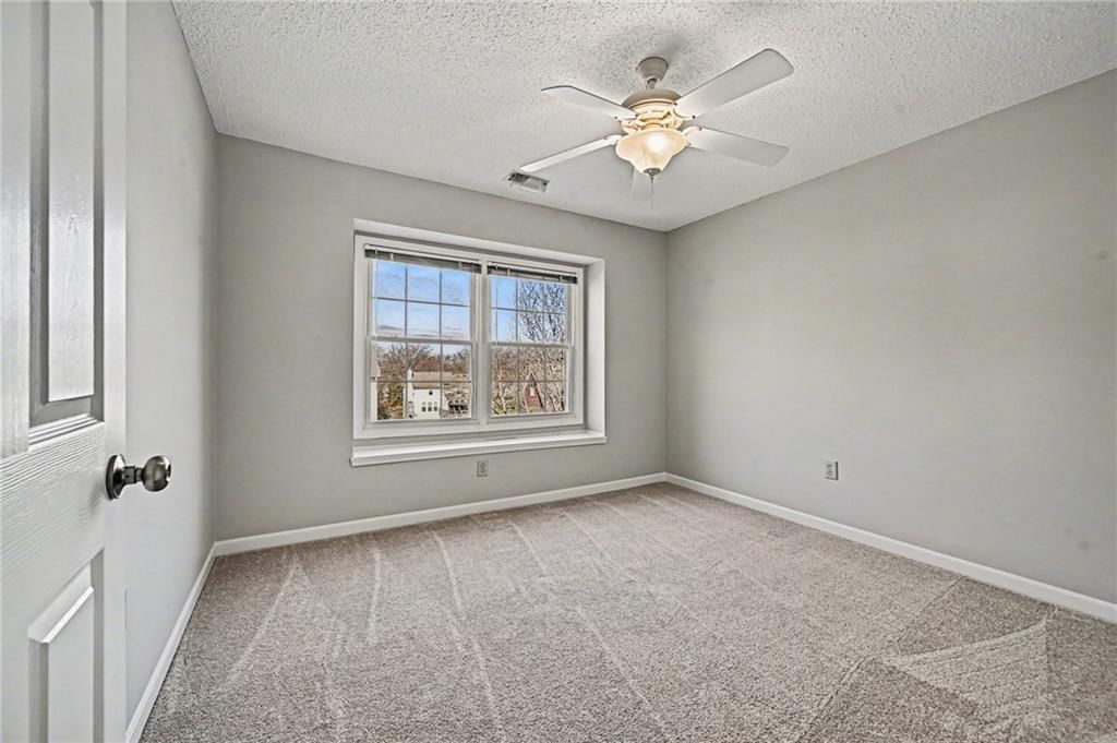 3317 N 110th Street — photo 15