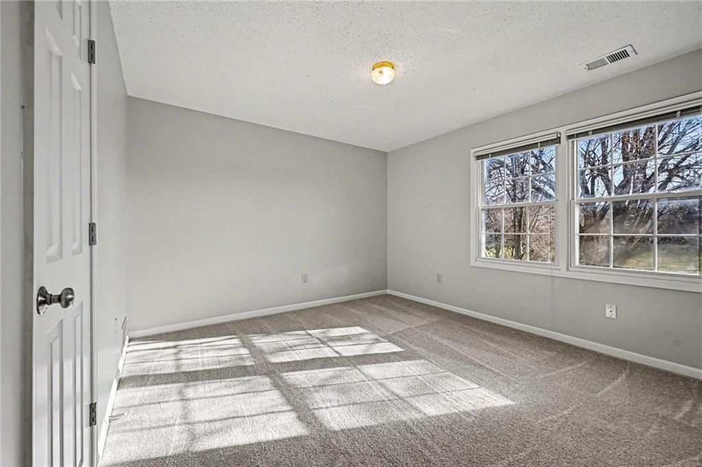 3317 N 110th Street — photo 16