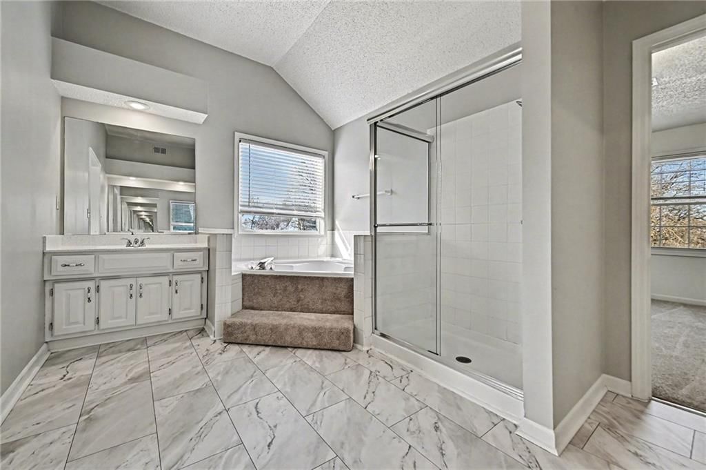 3317 N 110th Street — photo 21