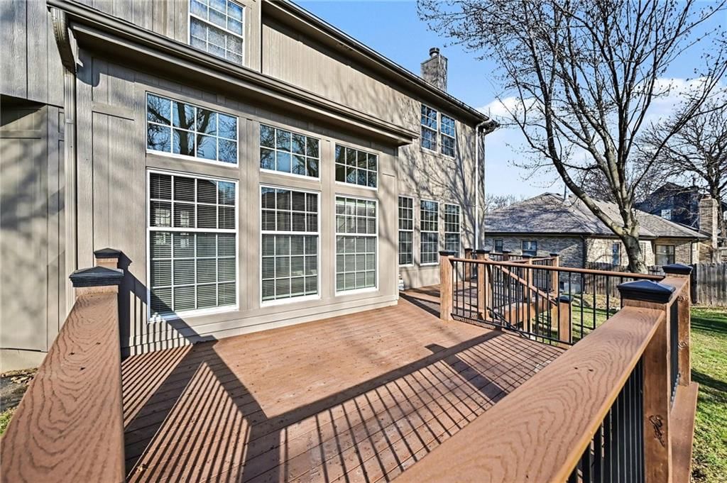 3317 N 110th Street — photo 28