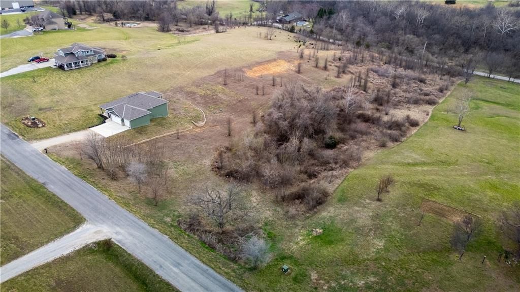 15550 Lovers Lane — photo 2