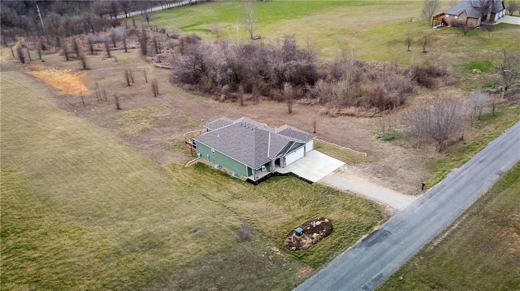 15550 Lovers Lane — photo 3