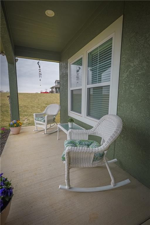 15550 Lovers Lane — photo 4