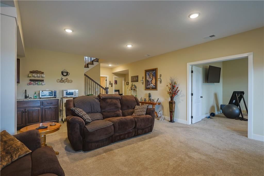 15550 Lovers Lane — photo 30