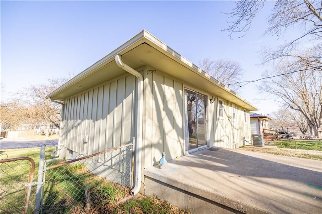 1609 N Ponca Drive — photo 14