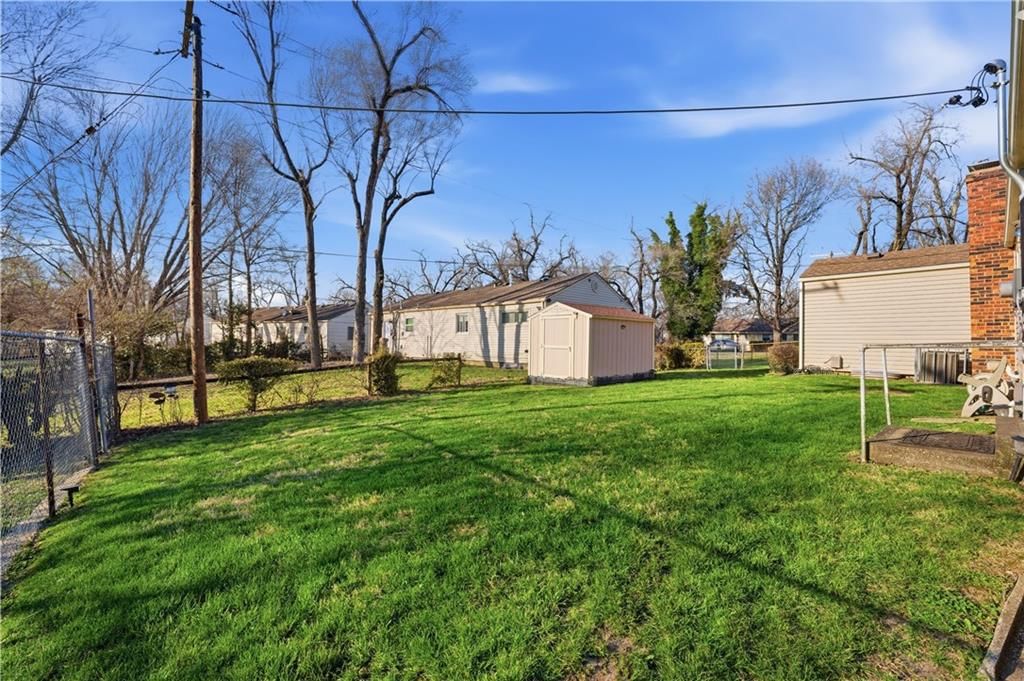 8600 Crystal Avenue — photo 23