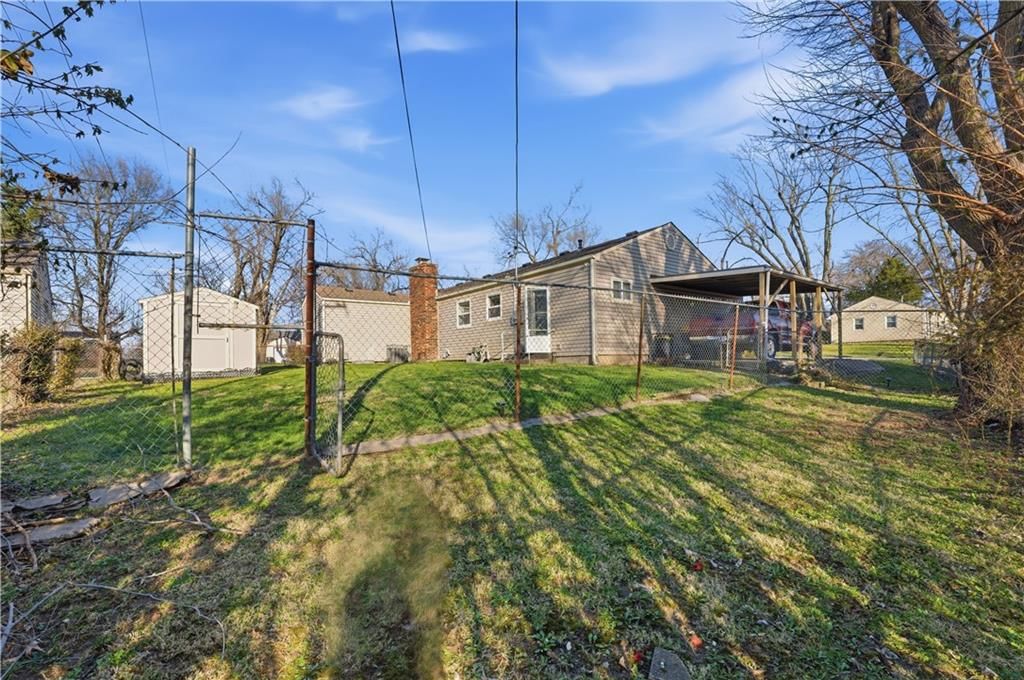 8600 Crystal Avenue — photo 24