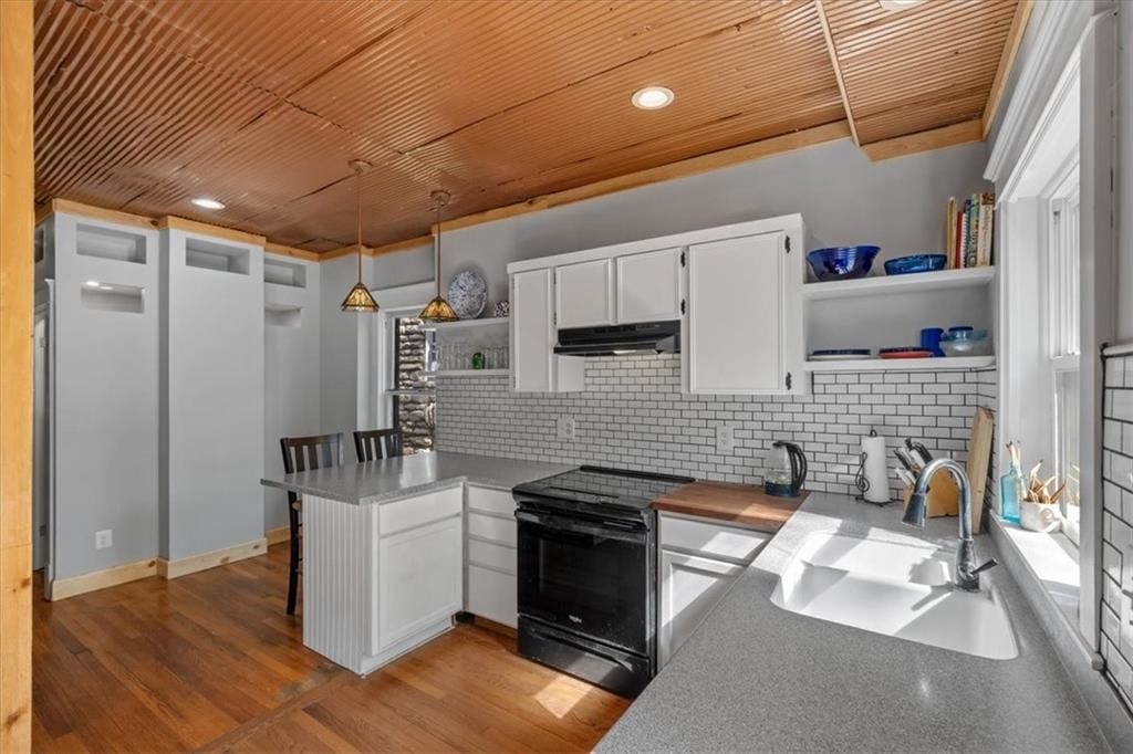 4321 Campbell Street — photo 12