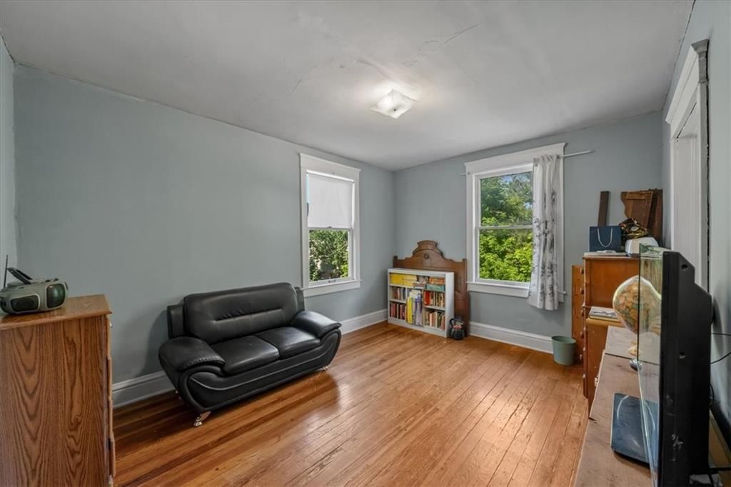 4321 Campbell Street — photo 18