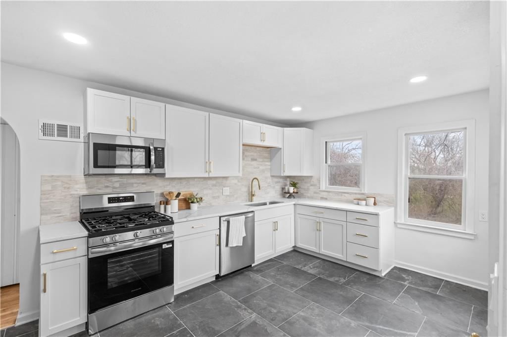 915 S Trail Ridge Drive — photo 6