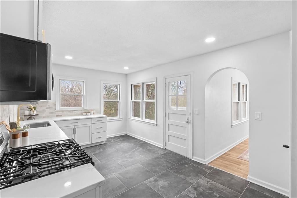 915 S Trail Ridge Drive — photo 8