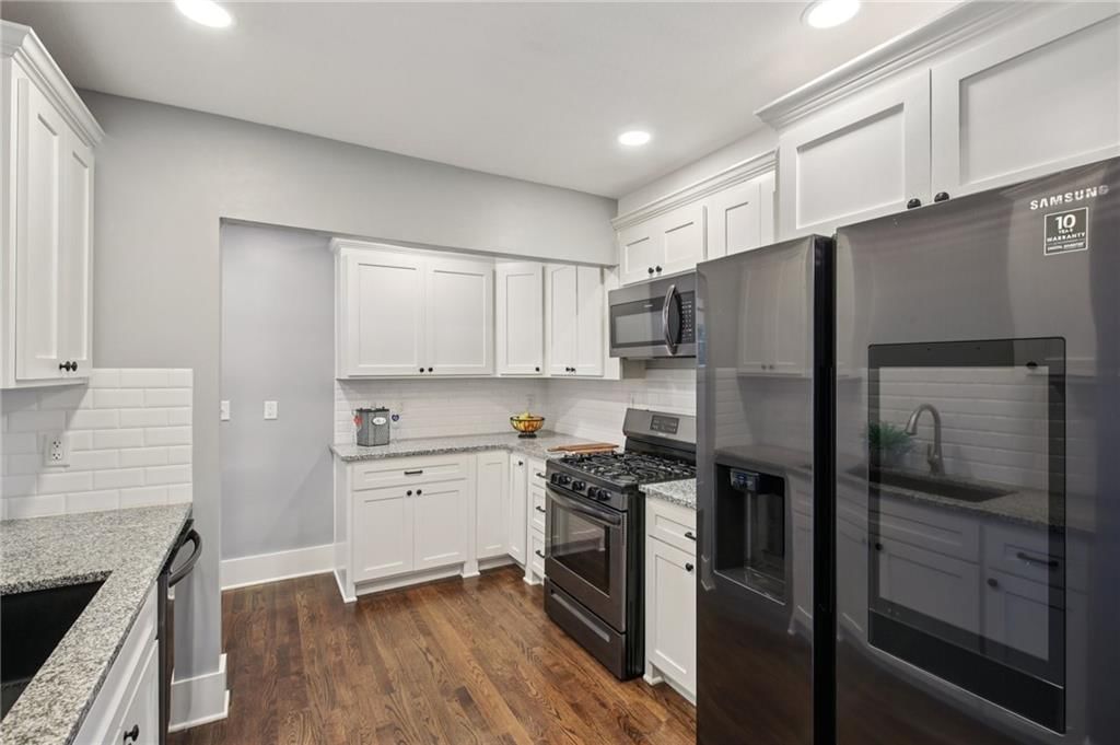 1010 E 76 Street — photo 10