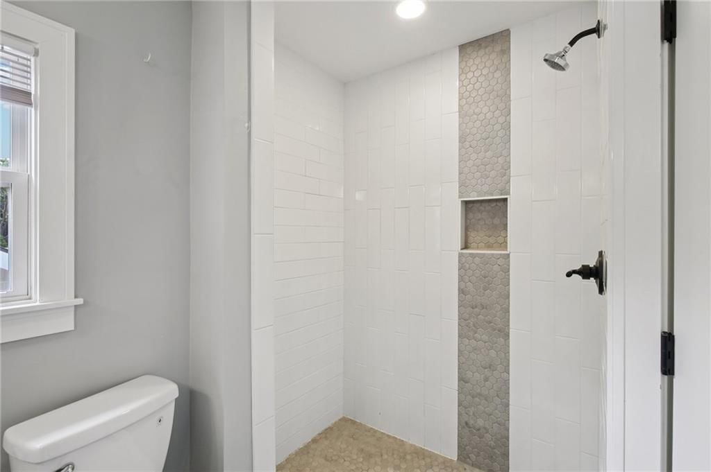 1010 E 76 Street — photo 27