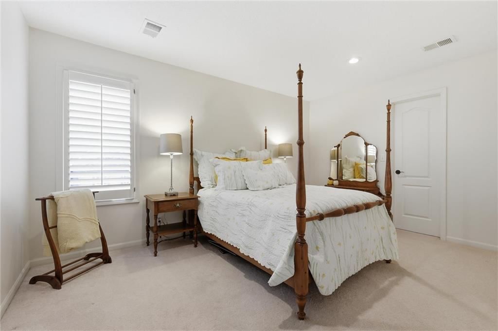 5728 W 146 Street — photo 14